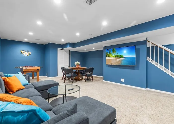 Walk To Acrisure,pnc, Game Rm, Outdoor Oasis, Pkg *