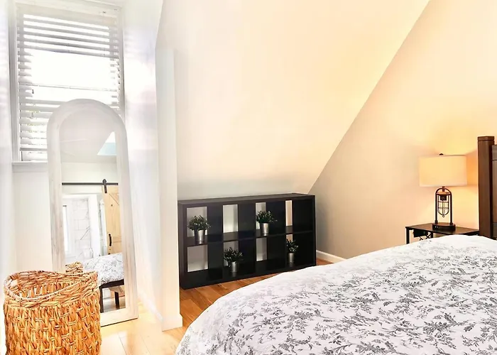 Walk To Acrisure,pnc, Game Rm, Outdoor Oasis, Pkg *